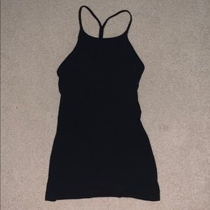 BLACK LULULEMON TOP